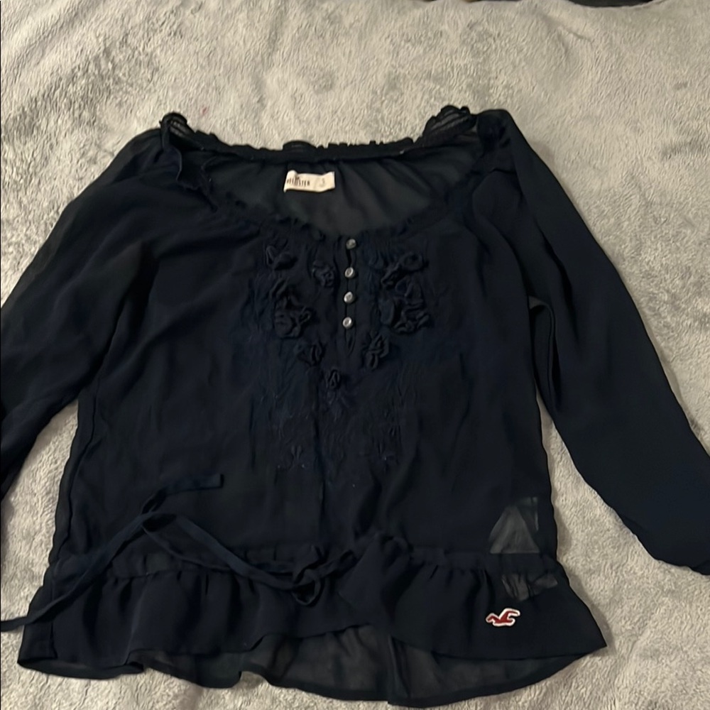 Hollister Black Ruffled 3/4 Sleeve Blouse